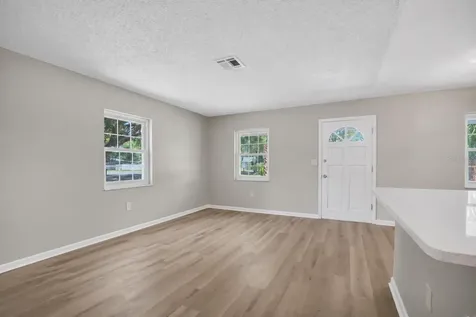 112 Amy Circle Lakeland FL 33809