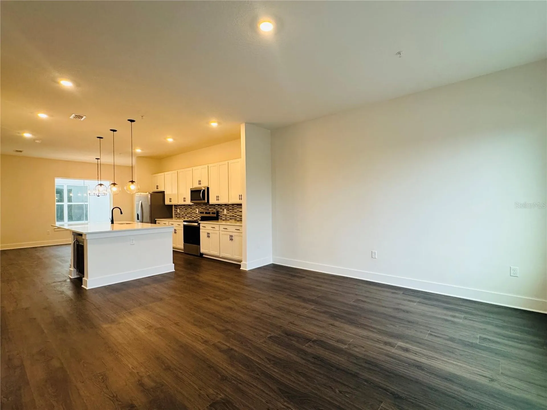 328 Center Lake Lane Oviedo FL 32765