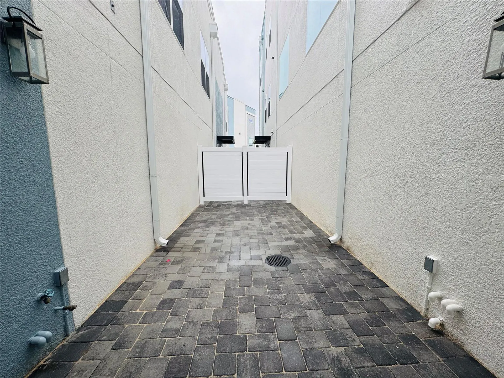 328 Center Lake Lane Oviedo FL 32765