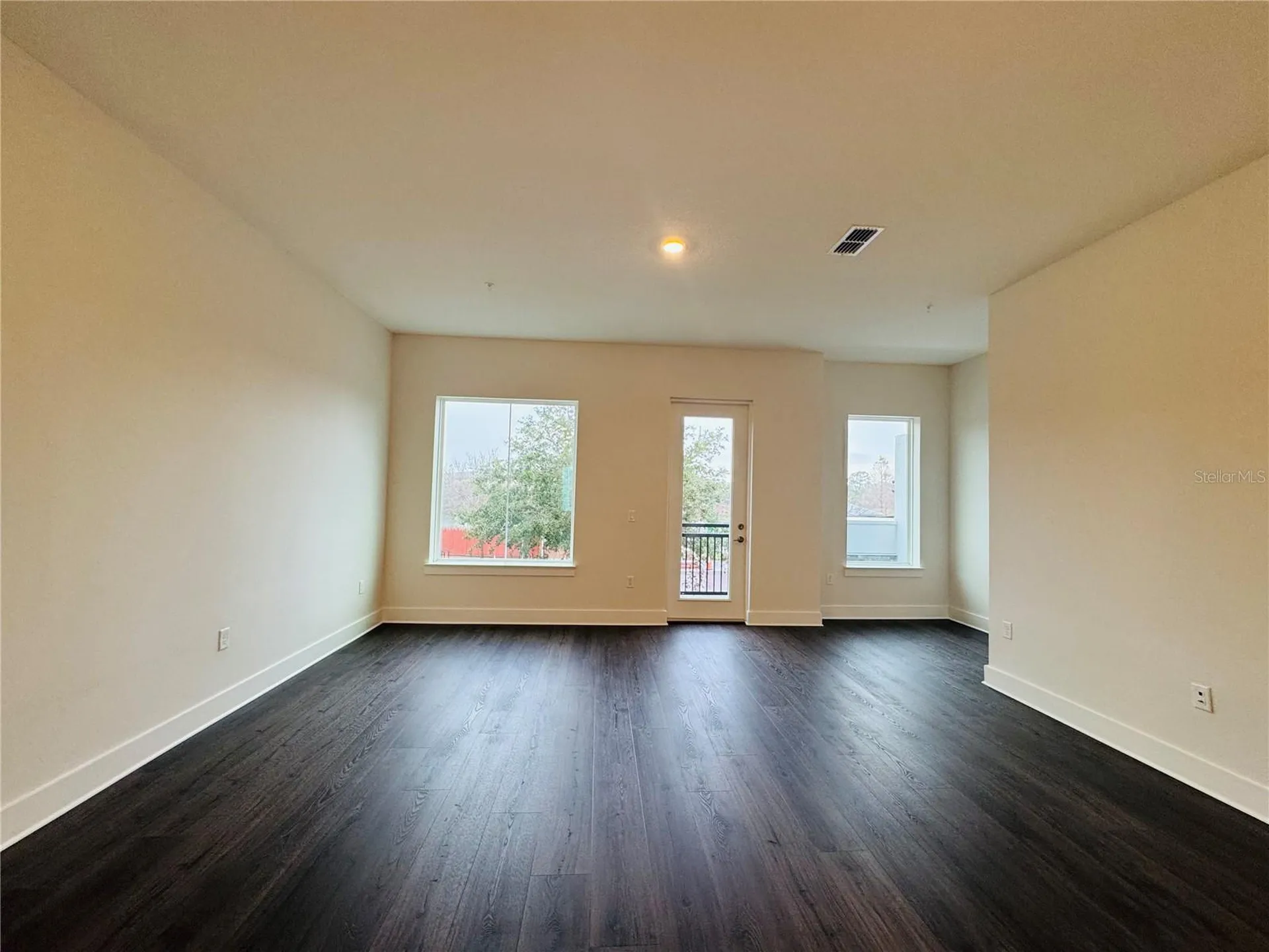 328 Center Lake Lane Oviedo FL 32765
