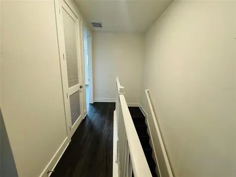 328 Center Lake Lane Oviedo FL 32765
