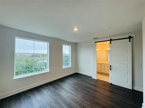 328 Center Lake Lane Oviedo FL 32765