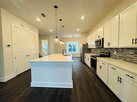 328 Center Lake Lane Oviedo FL 32765