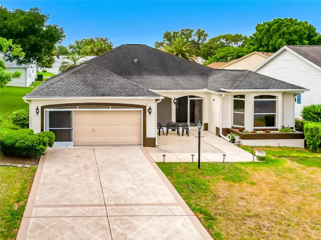 1012 Diego Court Lady Lake FL 32159