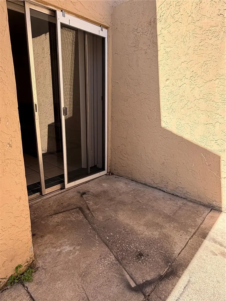 1275 Woodman Way Orlando FL 32818