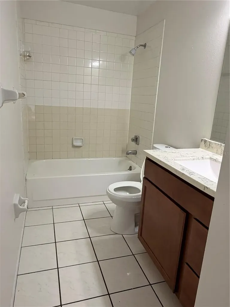 1275 Woodman Way Orlando FL 32818