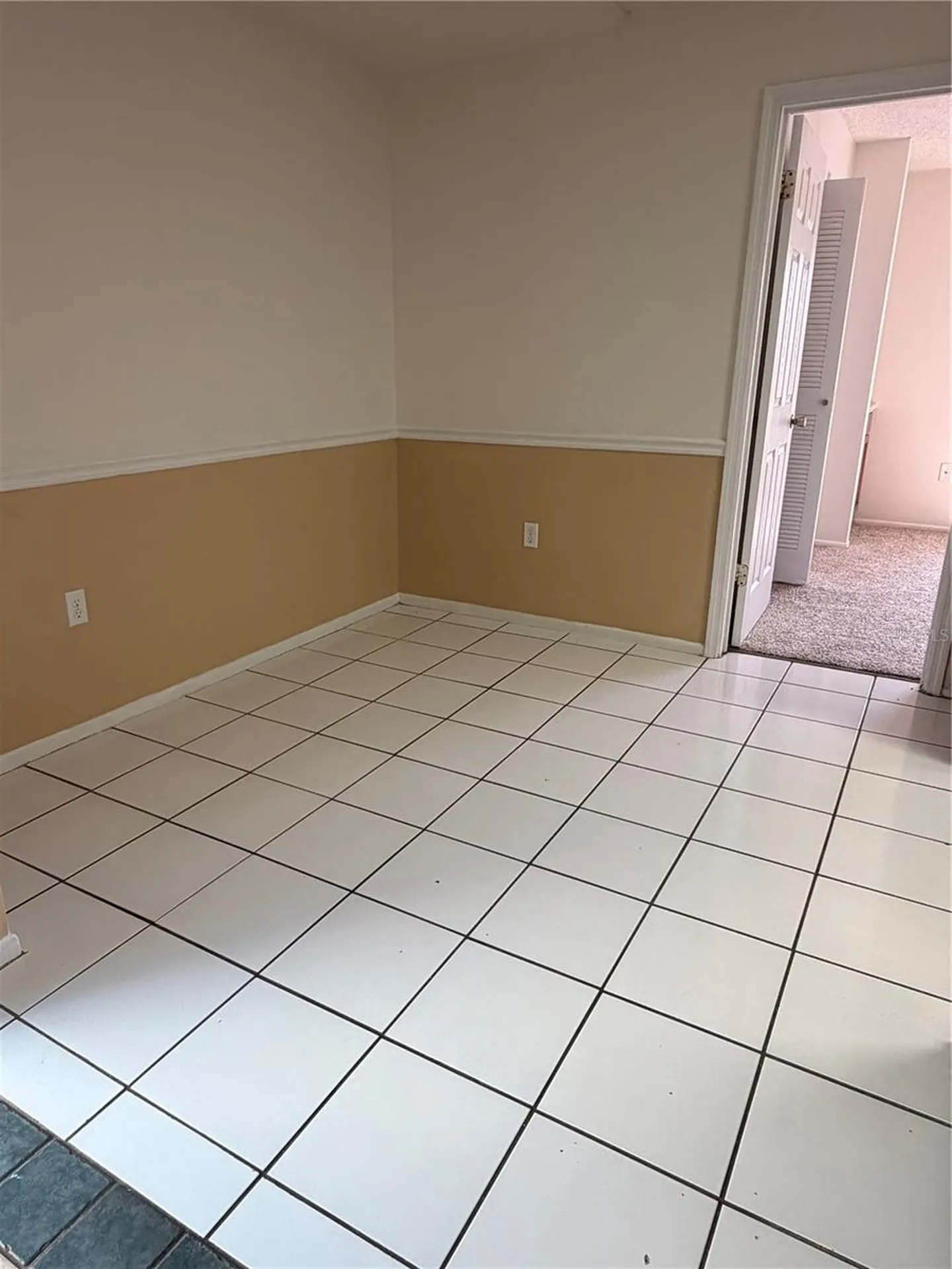 1275 Woodman Way Orlando FL 32818