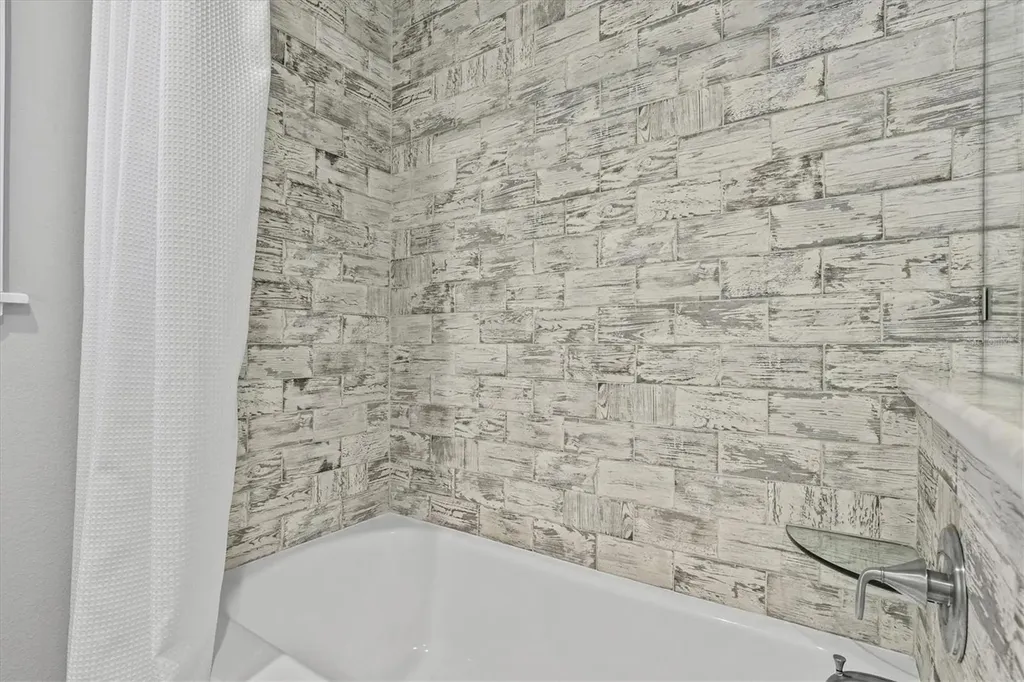 783 Manor Drive W Dunedin FL 34698