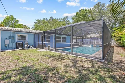 783 Manor Drive W Dunedin FL 34698