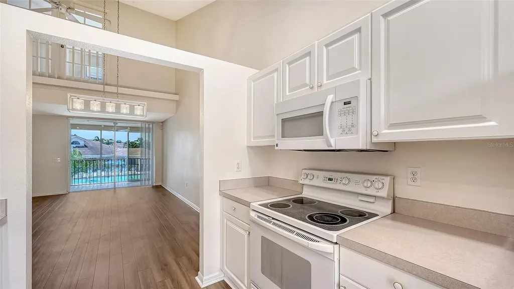 4270 Castlebridge Lane Sarasota FL 34238