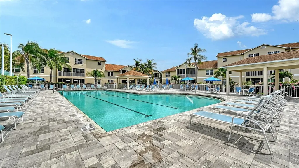 4270 Castlebridge Lane Sarasota FL 34238
