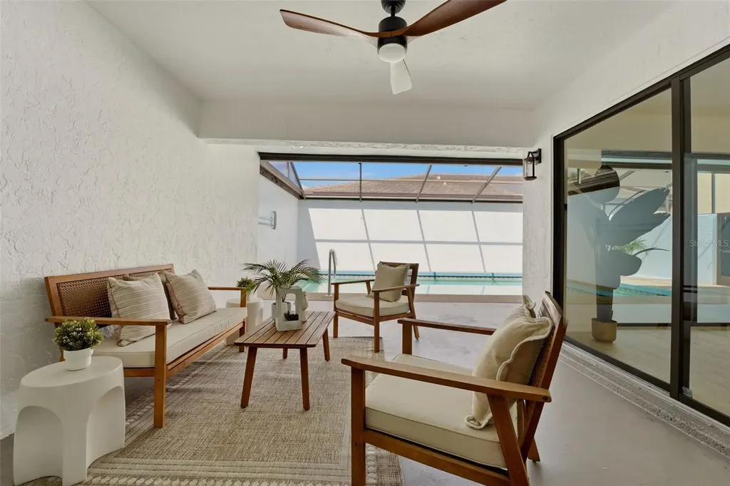3692 Glen Oaks Manor Drive Sarasota FL 34232