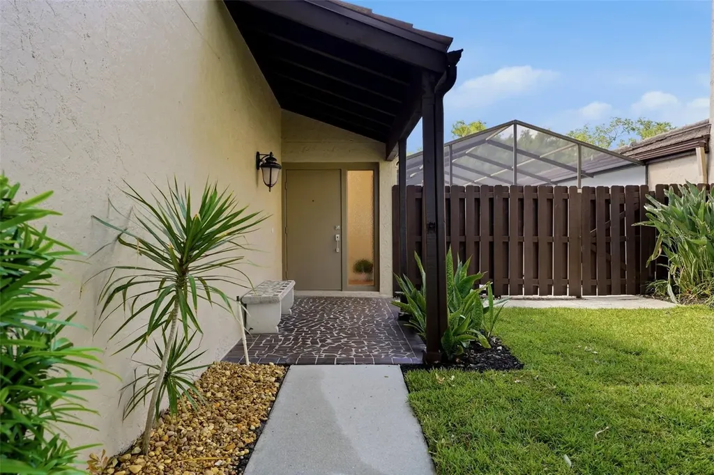 3692 Glen Oaks Manor Drive Sarasota FL 34232