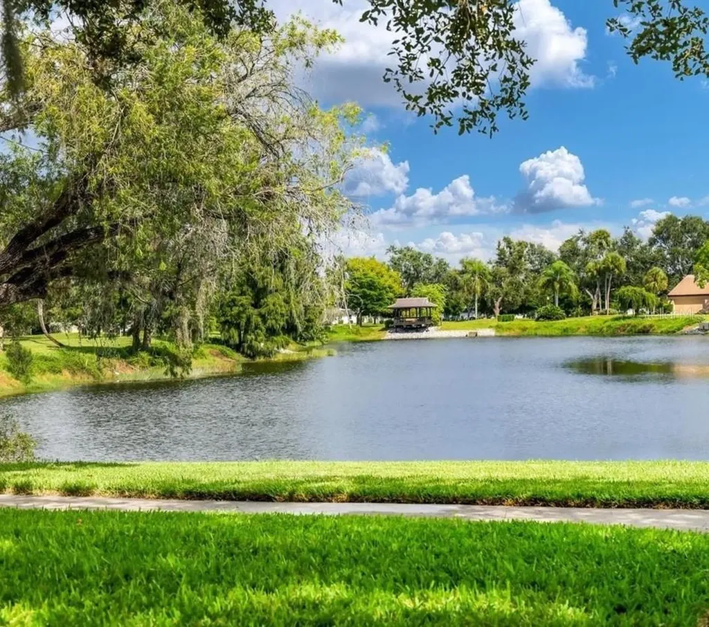 3692 Glen Oaks Manor Drive Sarasota FL 34232