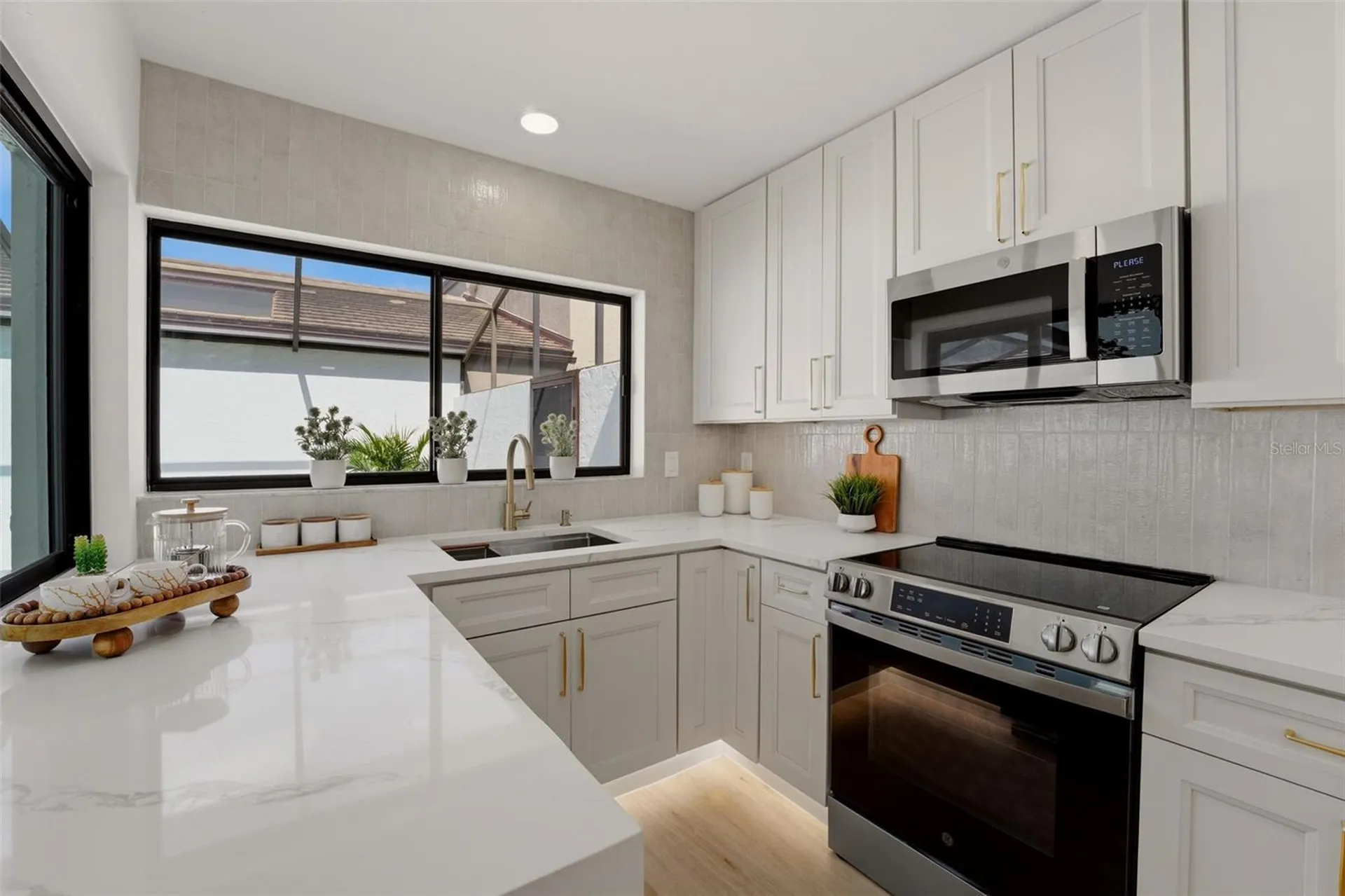 3692 Glen Oaks Manor Drive Sarasota FL 34232