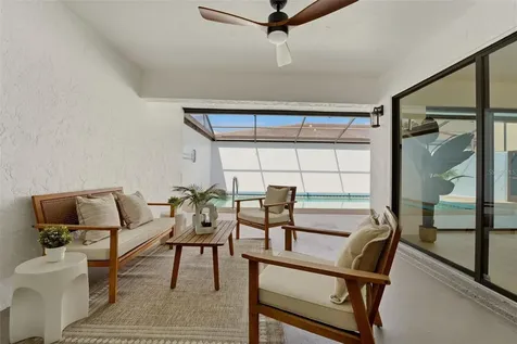 3692 Glen Oaks Manor Drive Sarasota FL 34232