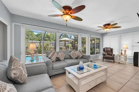 2913 Longbrooke Way Clearwater FL 33760