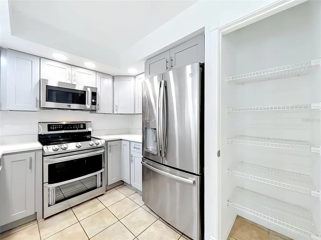 336 Canoe Trail Lane Orlando FL 32825