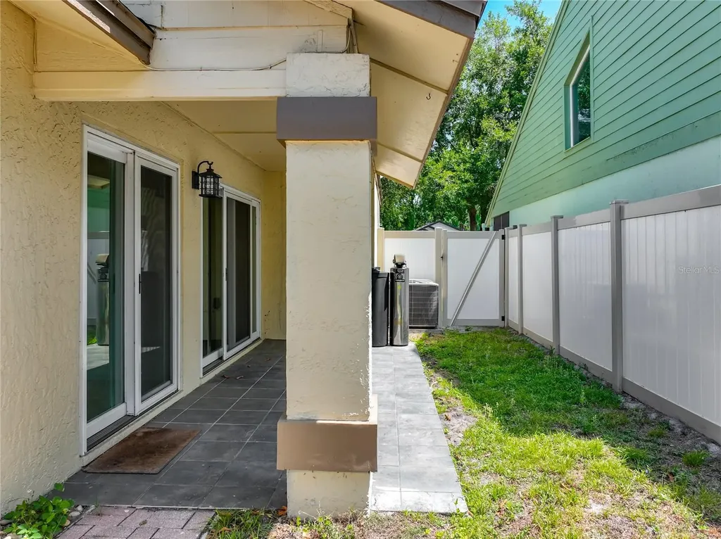 336 Canoe Trail Lane Orlando FL 32825