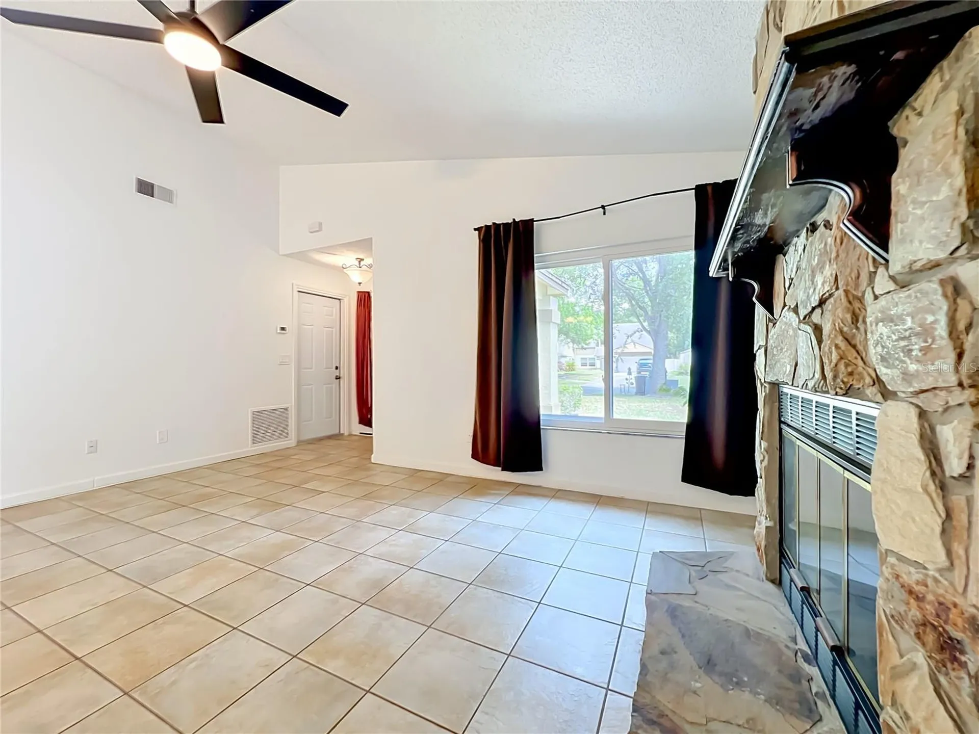 336 Canoe Trail Lane Orlando FL 32825