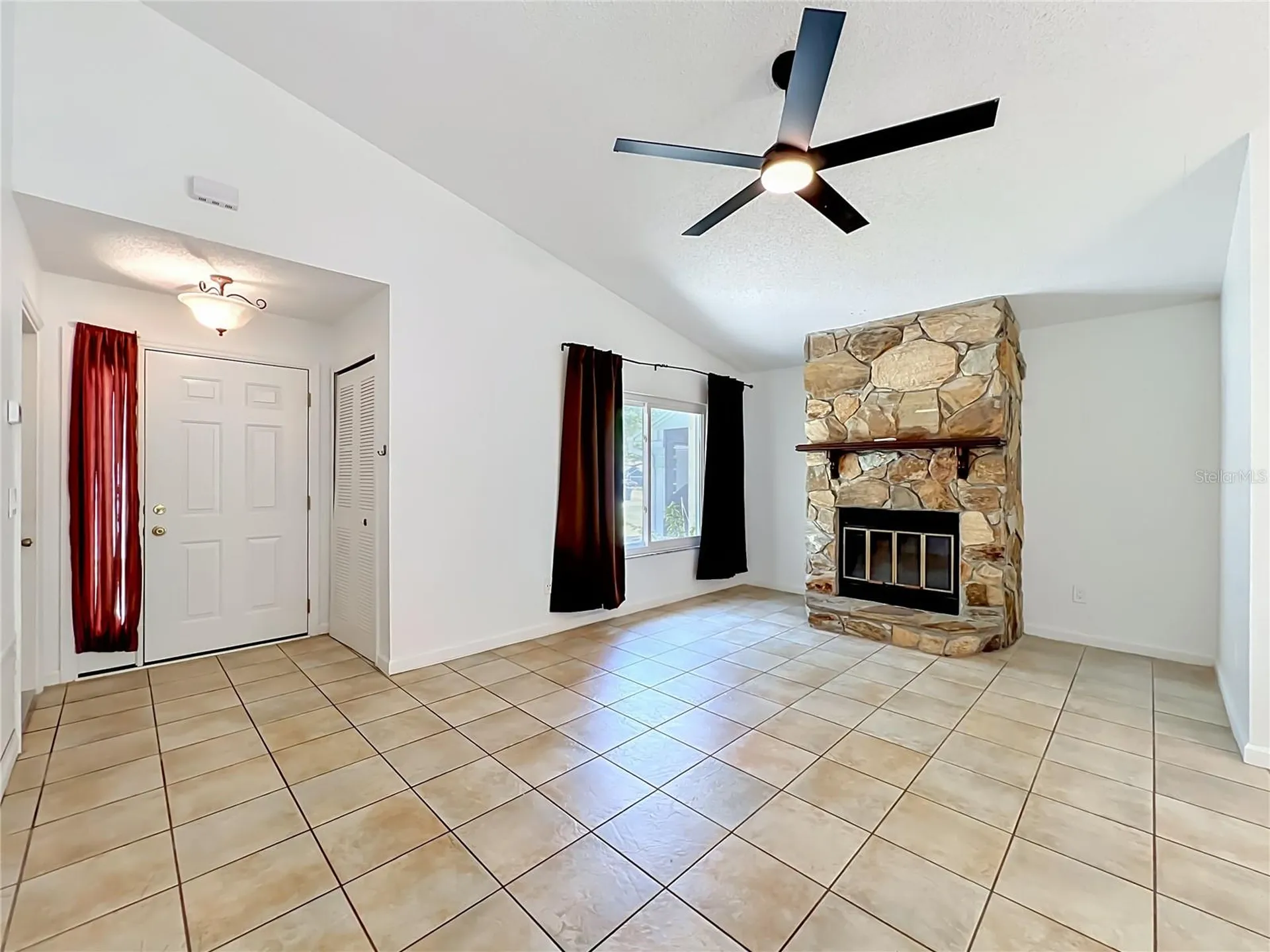 336 Canoe Trail Lane Orlando FL 32825