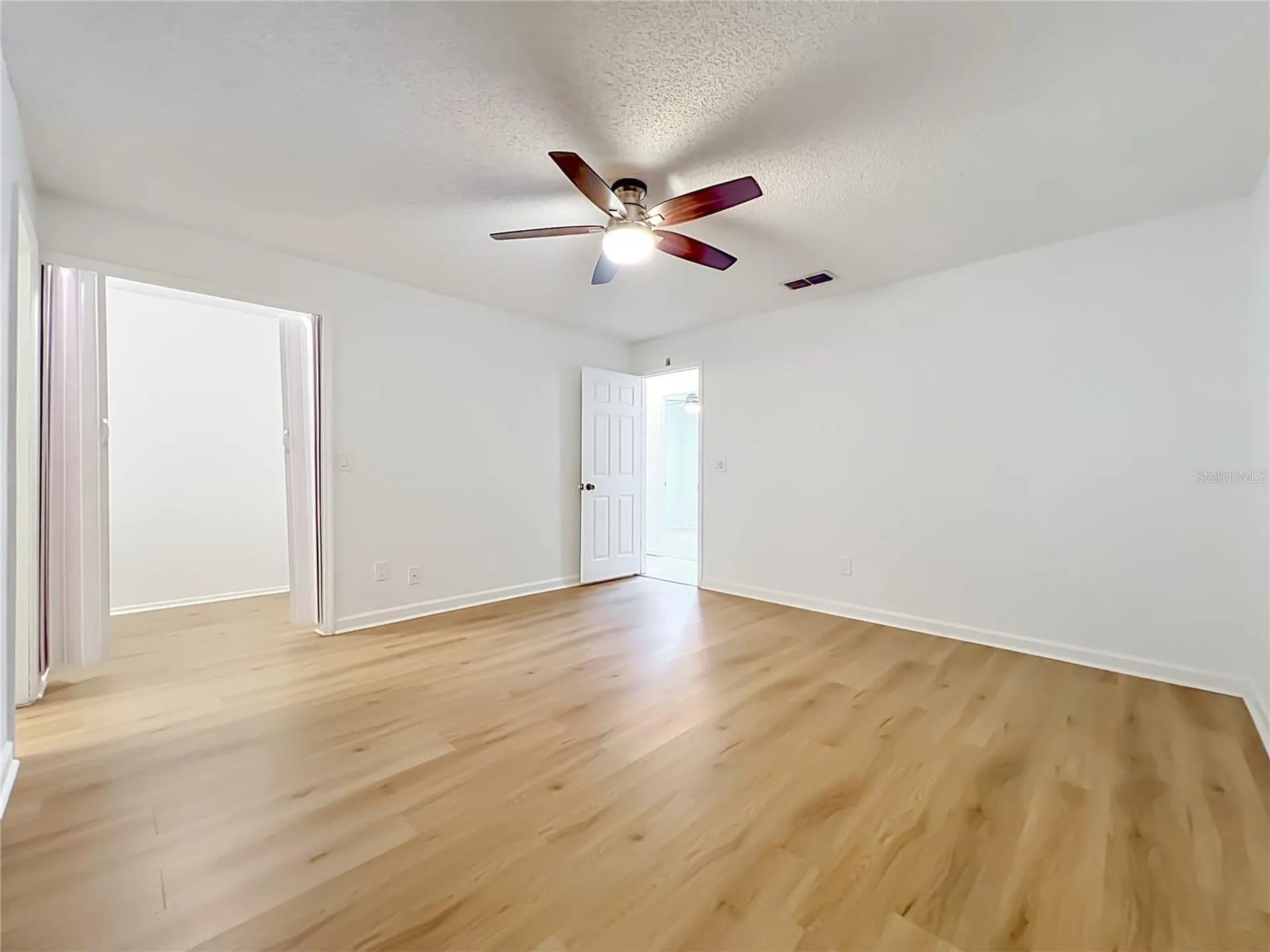 336 Canoe Trail Lane Orlando FL 32825