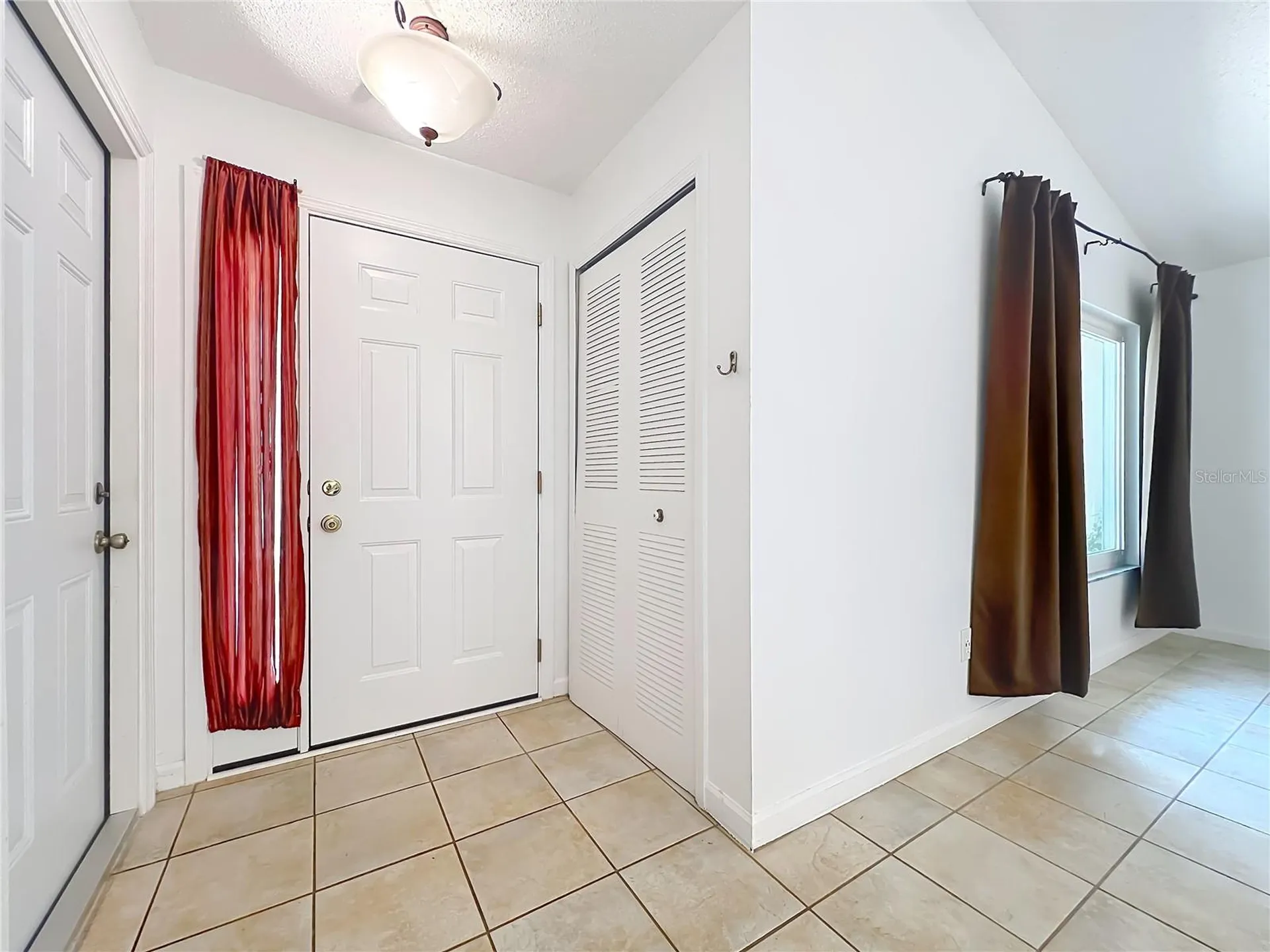 336 Canoe Trail Lane Orlando FL 32825