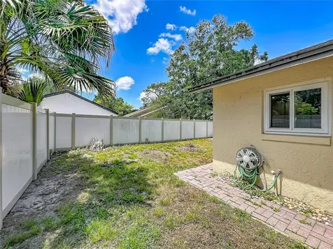 336 Canoe Trail Lane Orlando FL 32825