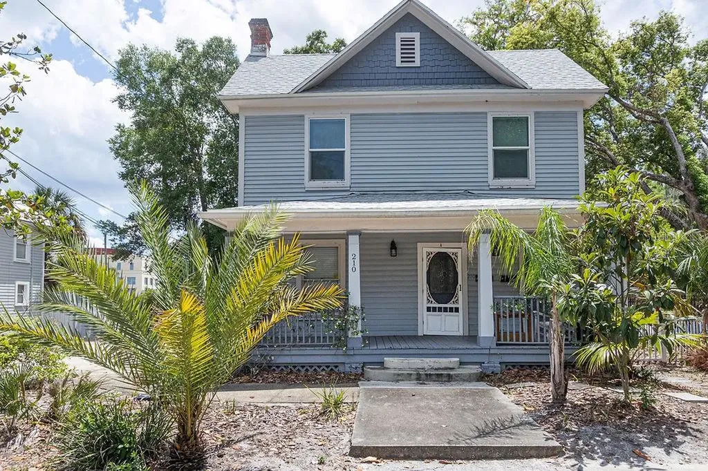 210 Luella Court Deland FL 32720