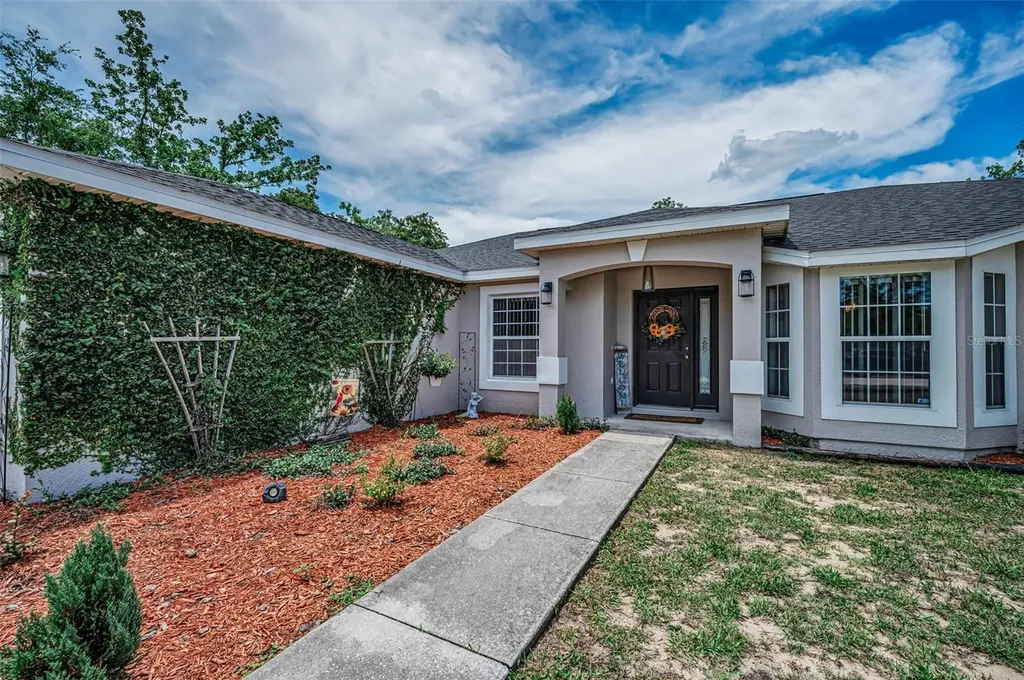 12123 Fulmar Road Weeki Wachee FL 34614