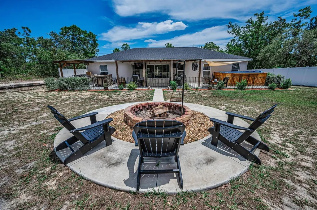12123 Fulmar Road Weeki Wachee FL 34614