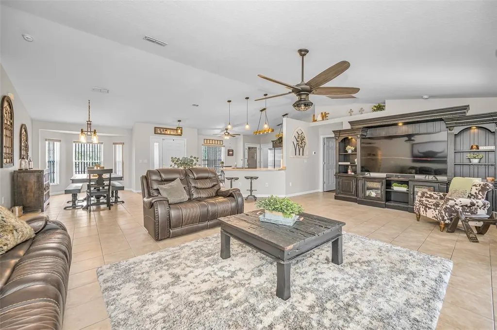 12123 Fulmar Road Weeki Wachee FL 34614