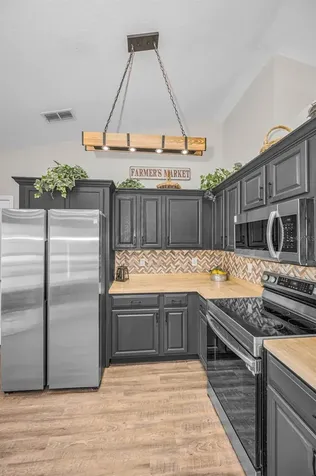 12123 Fulmar Road Weeki Wachee FL 34614