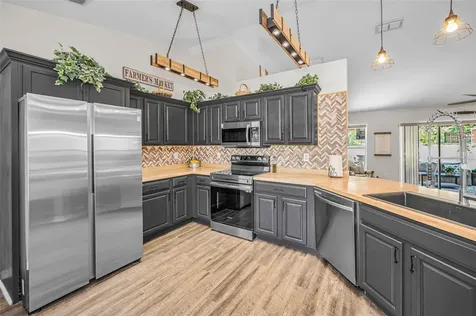 12123 Fulmar Road Weeki Wachee FL 34614