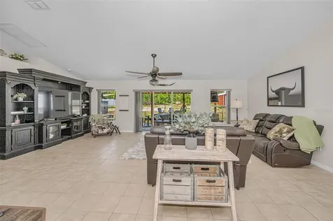 12123 Fulmar Road Weeki Wachee FL 34614