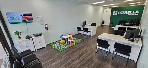 856 N Nova Daytona Beach FL 32117