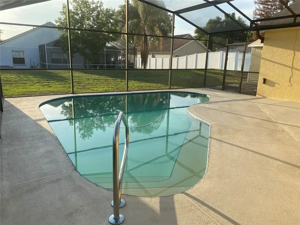 110 Via Del Sol Drive N Davenport FL 33896