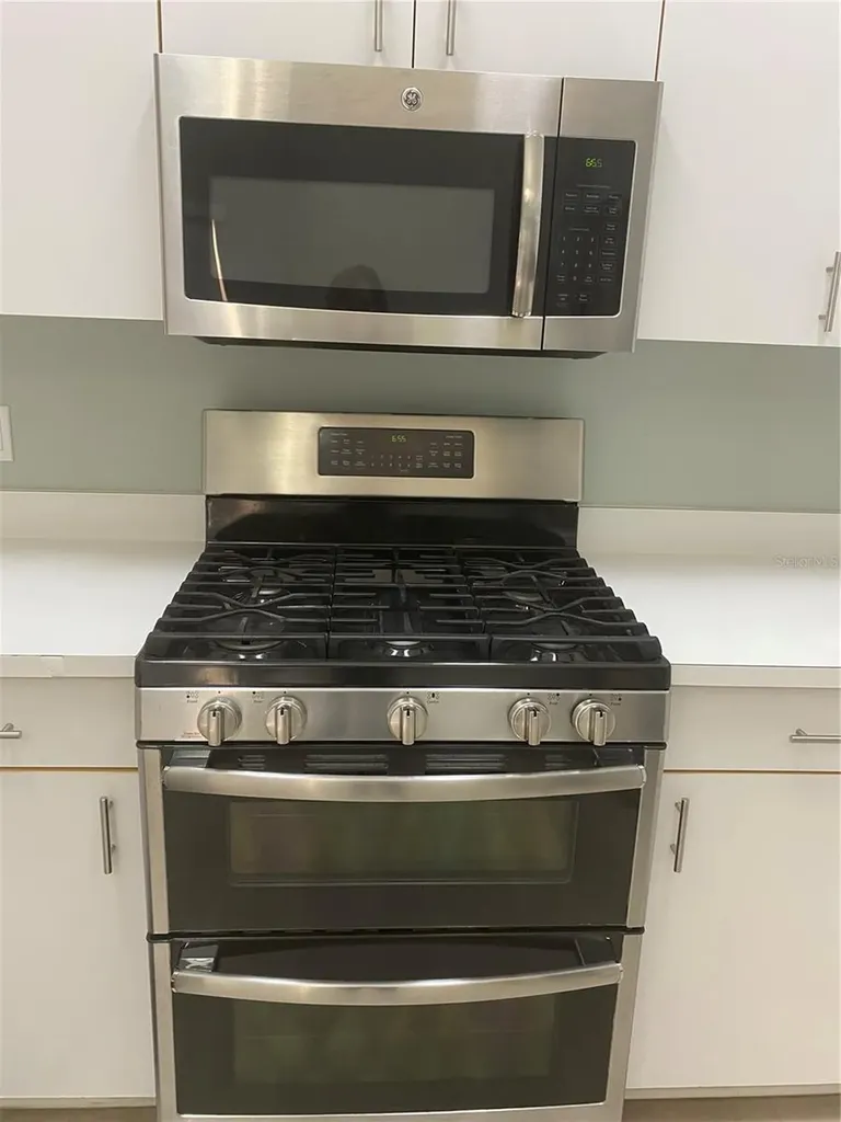 110 Via Del Sol Drive N Davenport FL 33896
