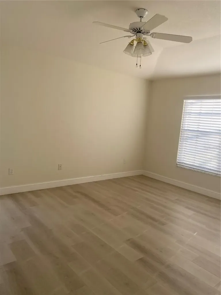 110 Via Del Sol Drive N Davenport FL 33896