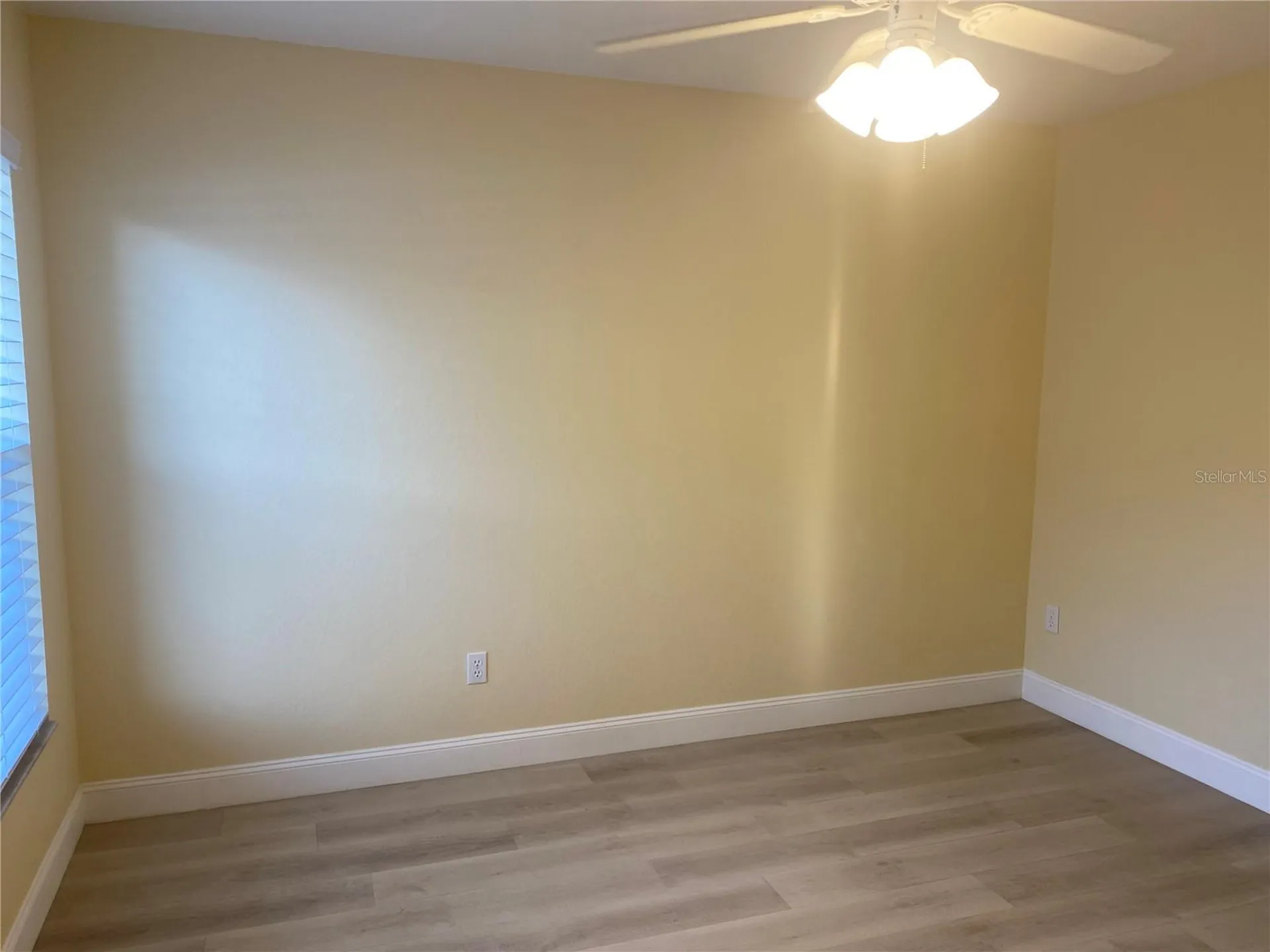 110 Via Del Sol Drive N Davenport FL 33896