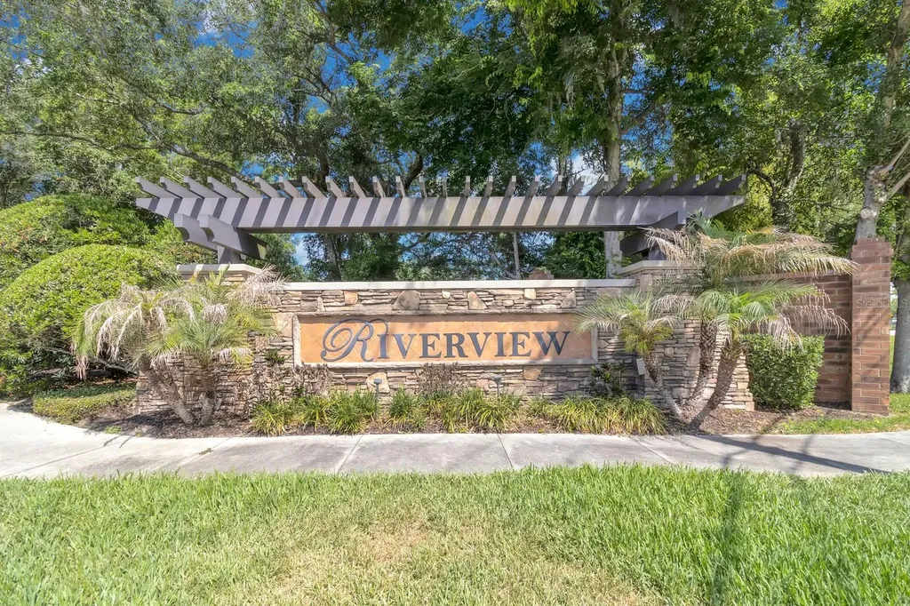 2726 River Landing Drive Sanford FL 32771