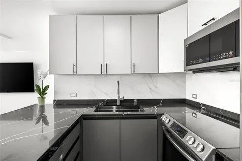 2306 Laurel San Juan PR 00913