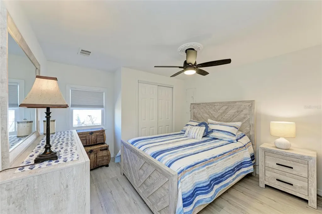 8 S Buena Vista Avenue Englewood FL 34223