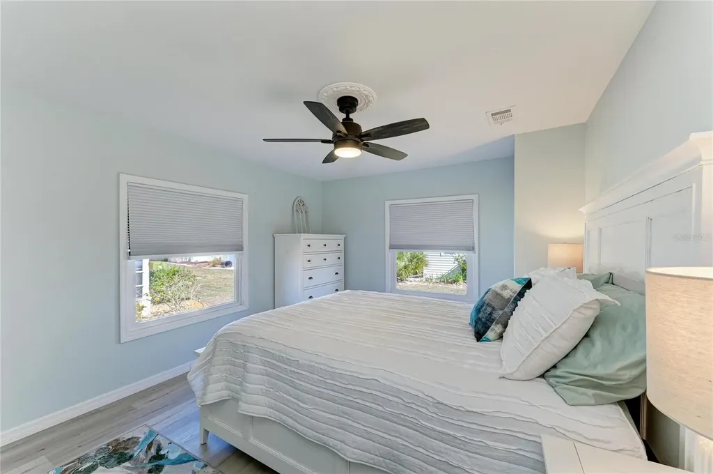 8 S Buena Vista Avenue Englewood FL 34223