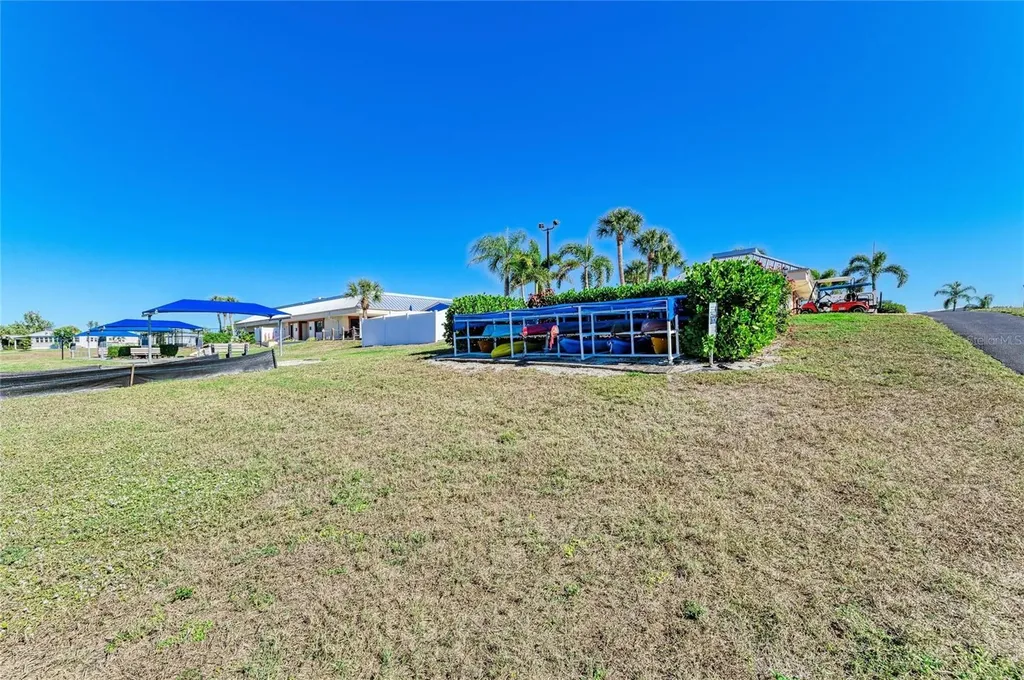 8 S Buena Vista Avenue Englewood FL 34223