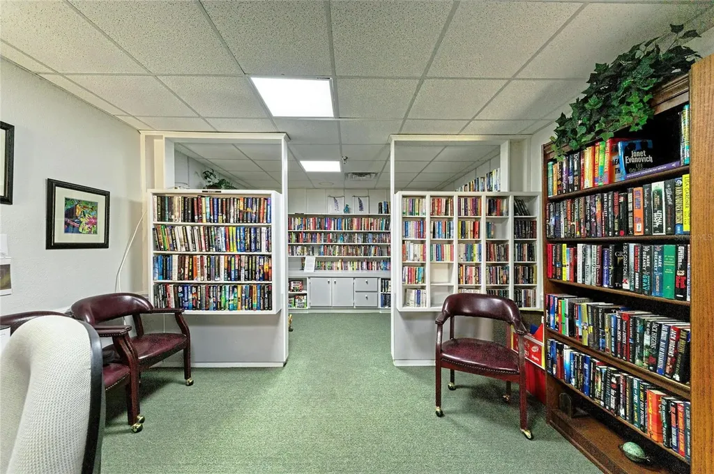 8 S Buena Vista Avenue Englewood FL 34223