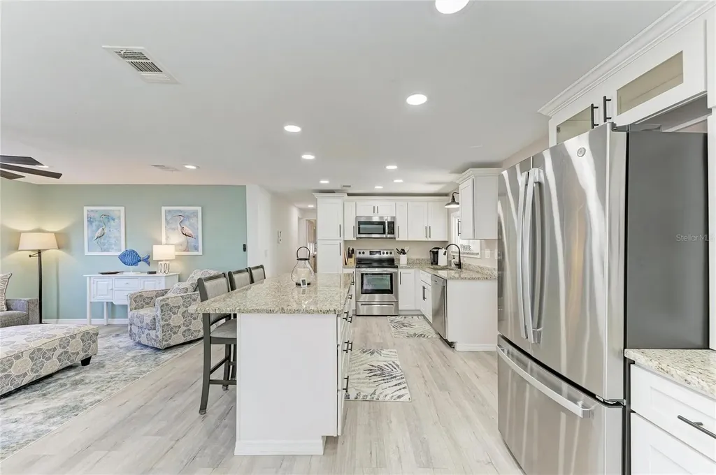 8 S Buena Vista Avenue Englewood FL 34223