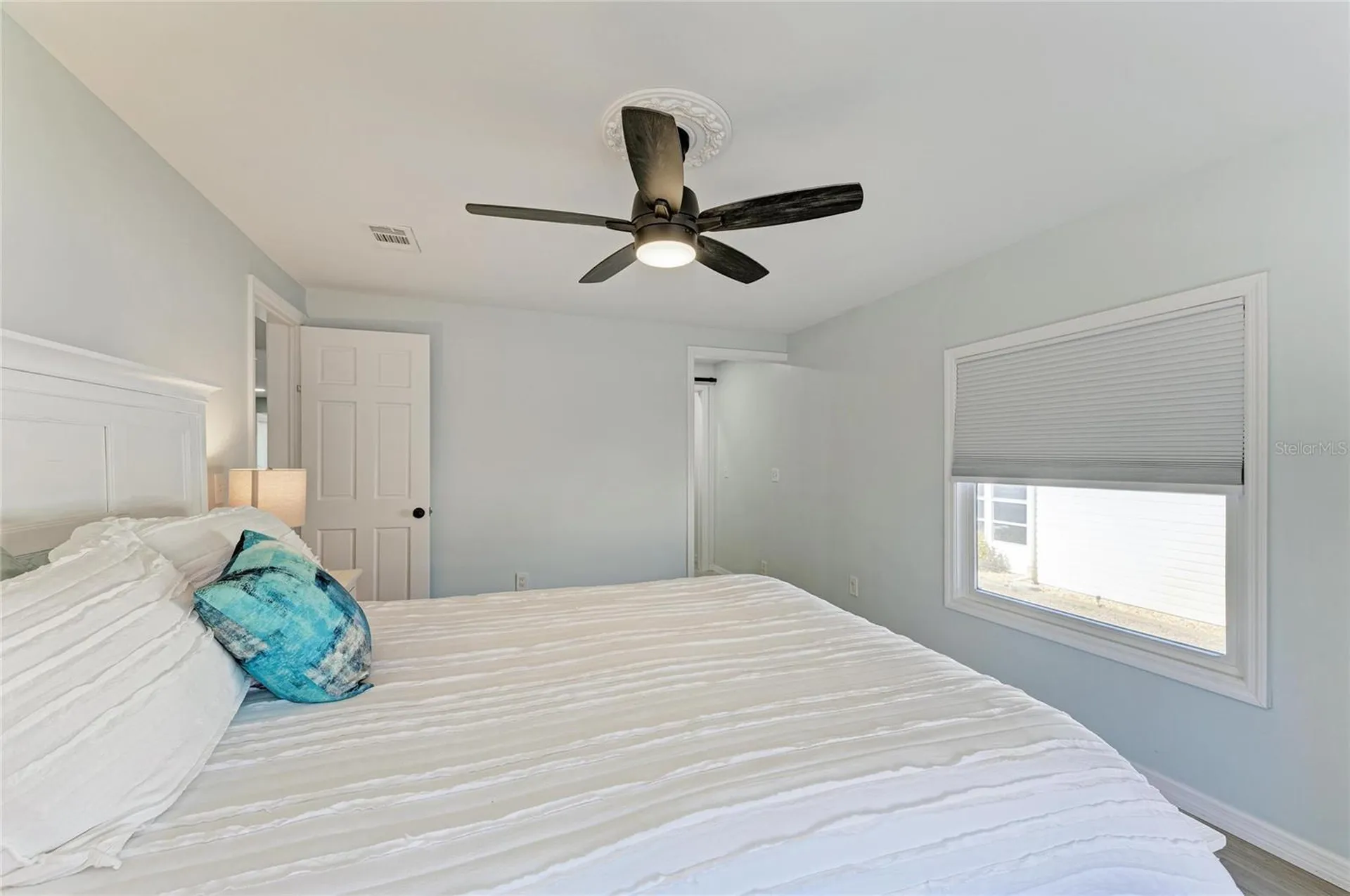 8 S Buena Vista Avenue Englewood FL 34223