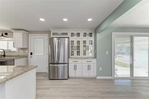 8 S Buena Vista Avenue Englewood FL 34223