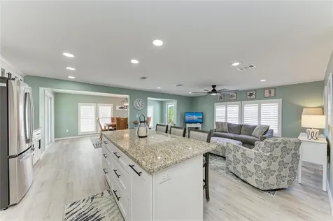 8 S Buena Vista Avenue Englewood FL 34223